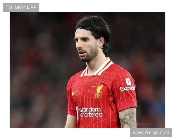 年轻球员欧冠舞台闪光，索博斯洛伊、加克波展现潜力